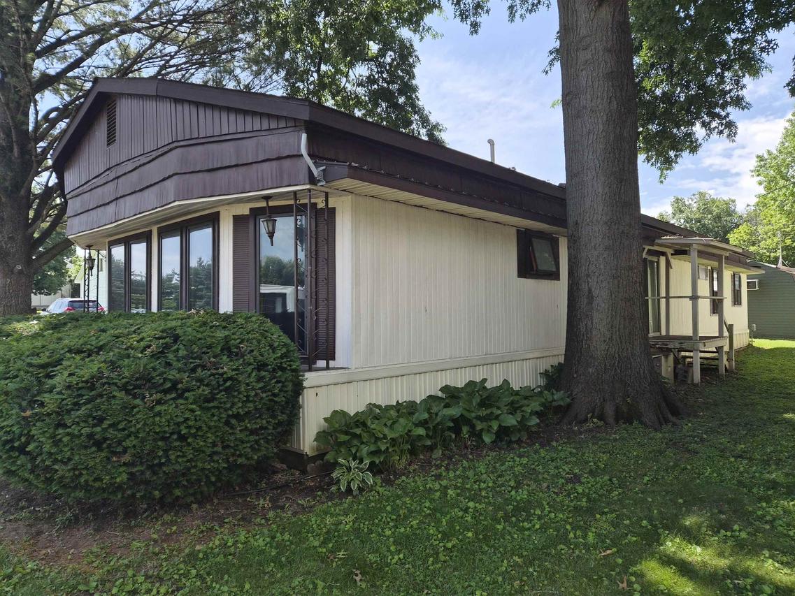 2220 Sunny Ln., Quincy, IL 62305