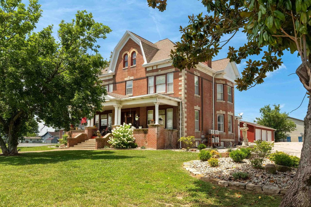 1414 W Main St., Marion, IL 62959