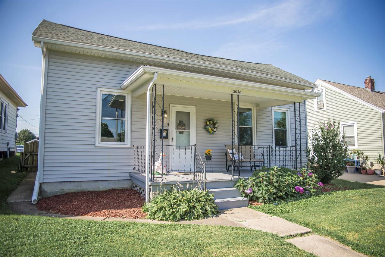 2048 Oak St., Quincy, IL 62301
