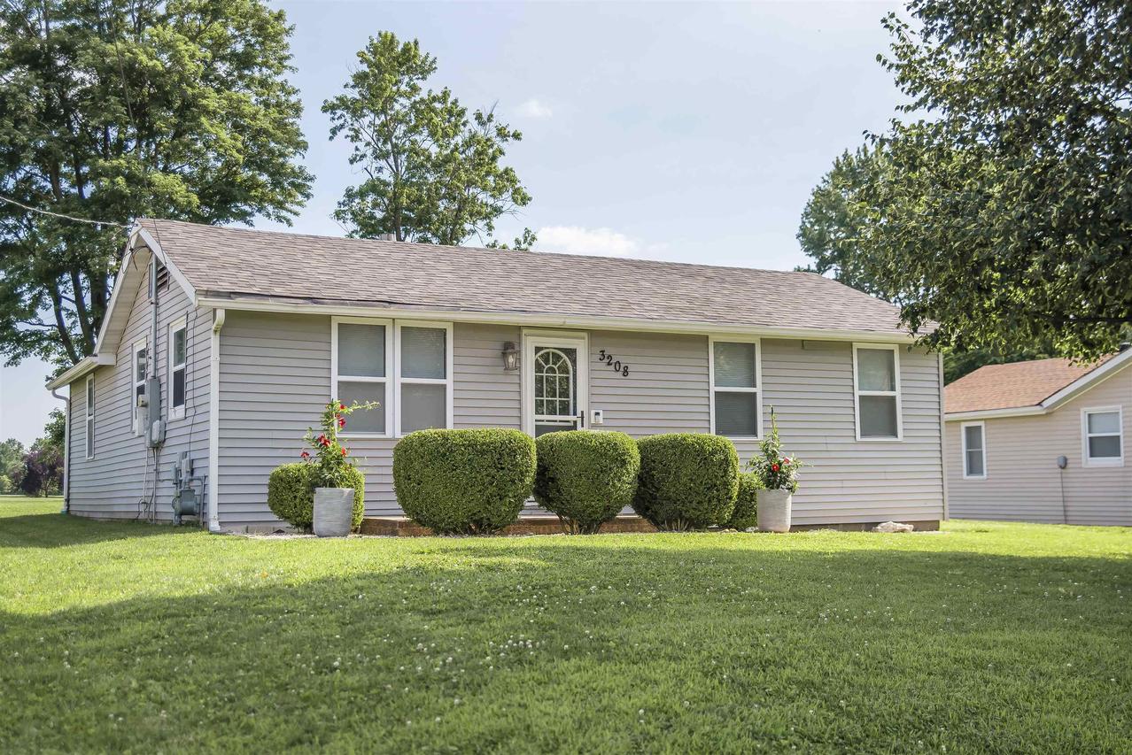 3208 Harrison St., Quincy, IL 62301