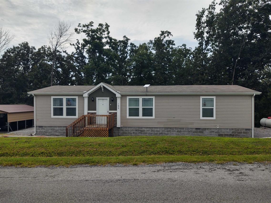 1475 Hound Dog Ridge Rd., Vienna, IL 62995