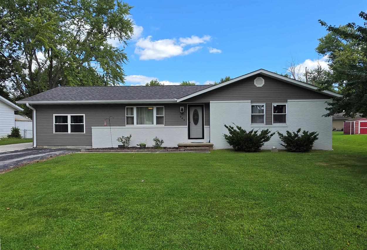 346 Woodland Dr., Salem, IL 62881