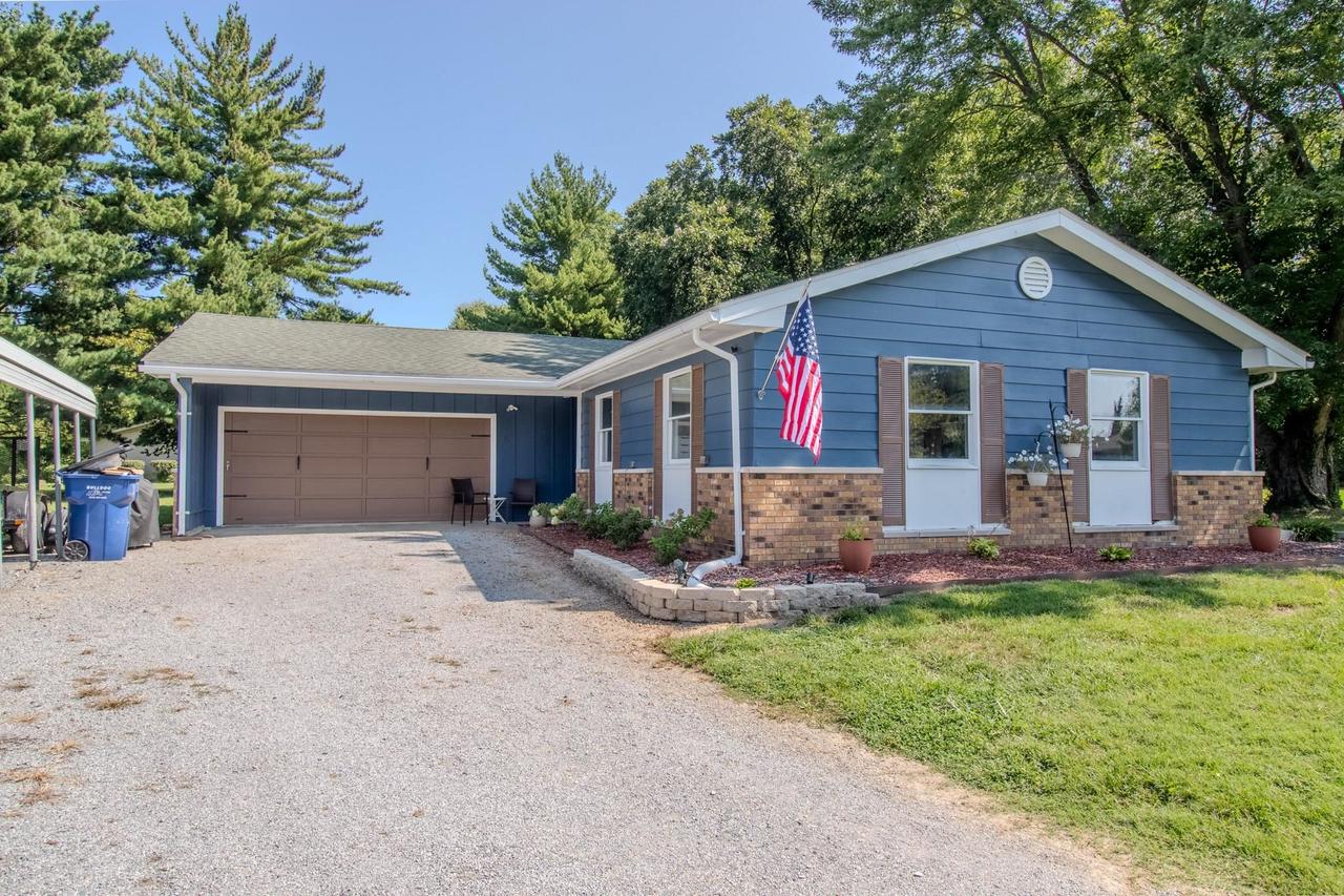 5 Saulsbury Cir., West Frankfort, IL 62896