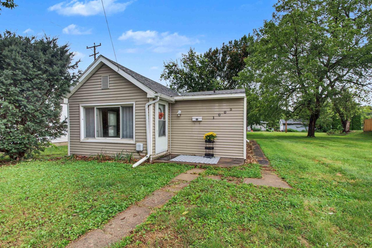 1003 N 15th St., Quincy, IL 62301