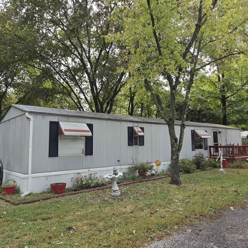 231 S Court St. #42, Benton, IL 62812