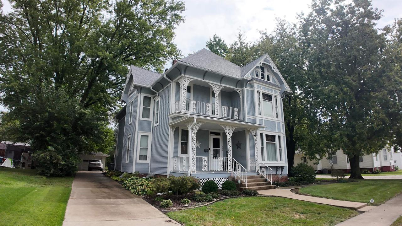 235 N Jackson St., Rushville, IL 62681