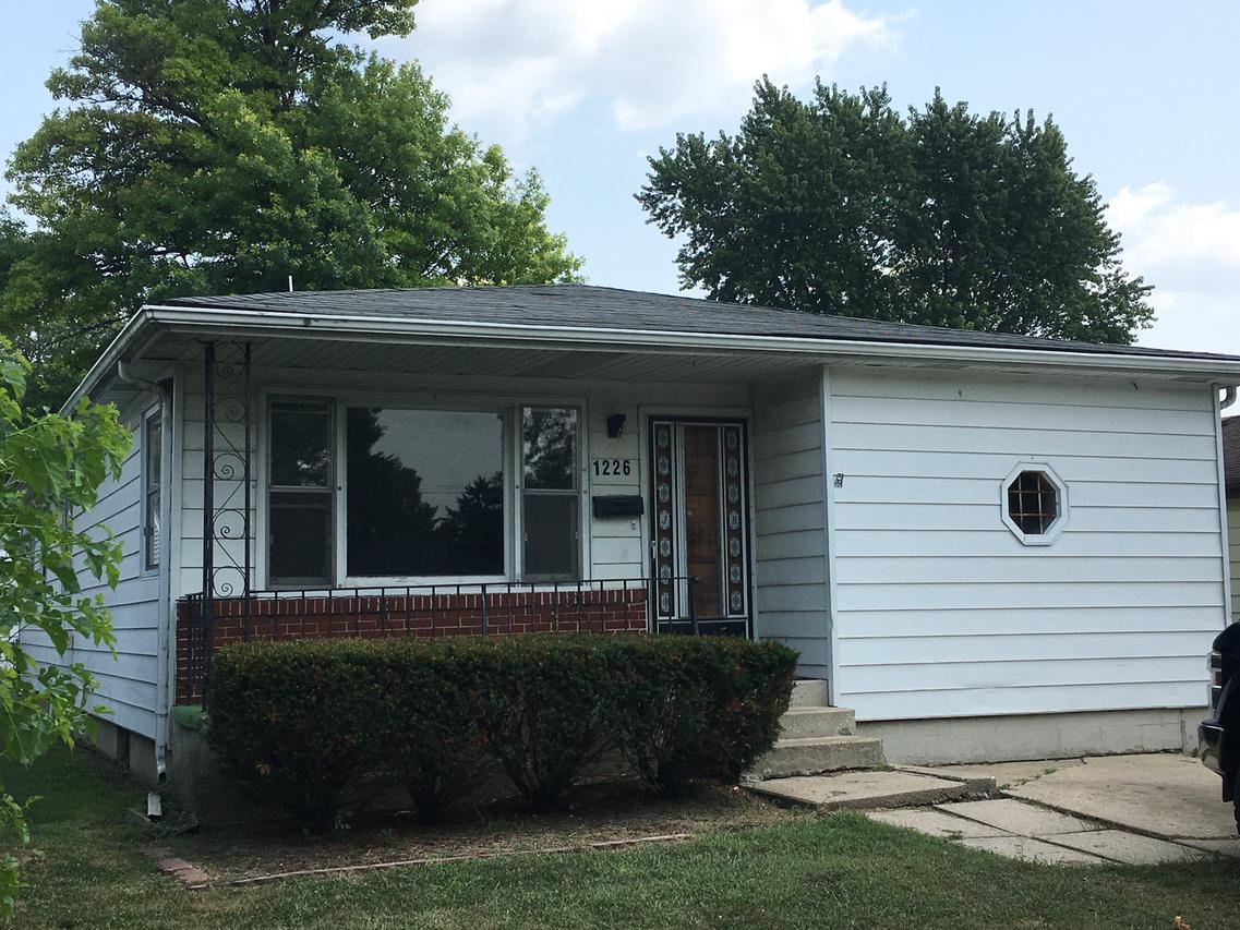 1226 N Raynor Ave., Joliet, IL 60435