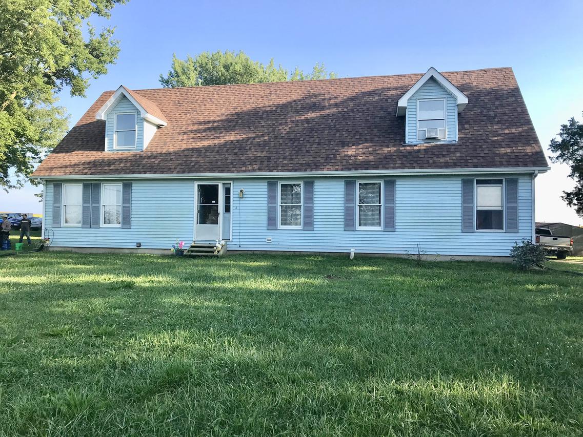3287 E Dugdale Rd., Ashton, IL 61006