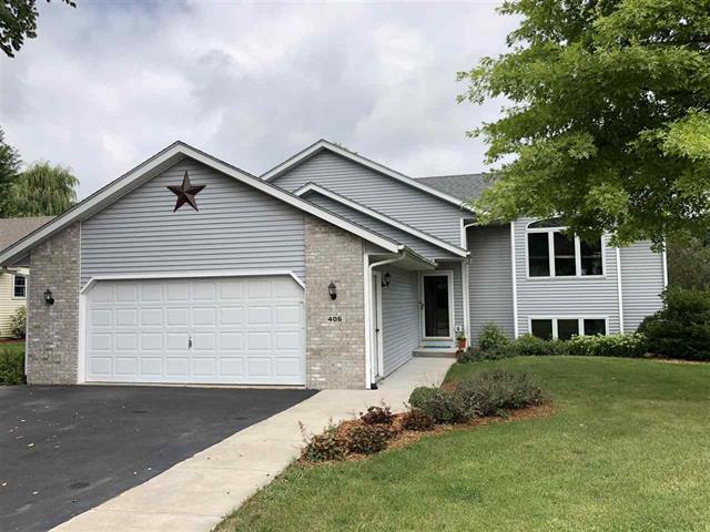 406 Hawkins Dr., Winnebago, IL 61088