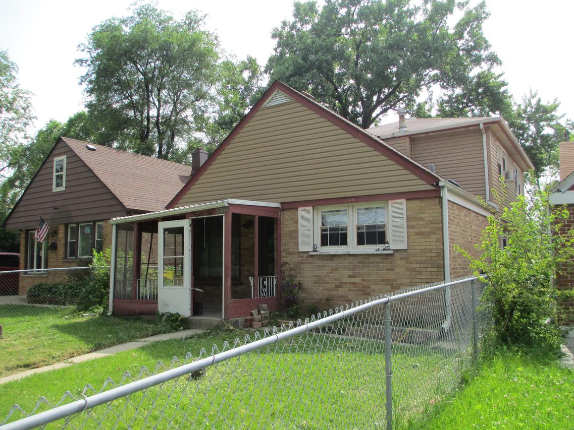 1526 N 40th Ave., Stone Park, IL 60165