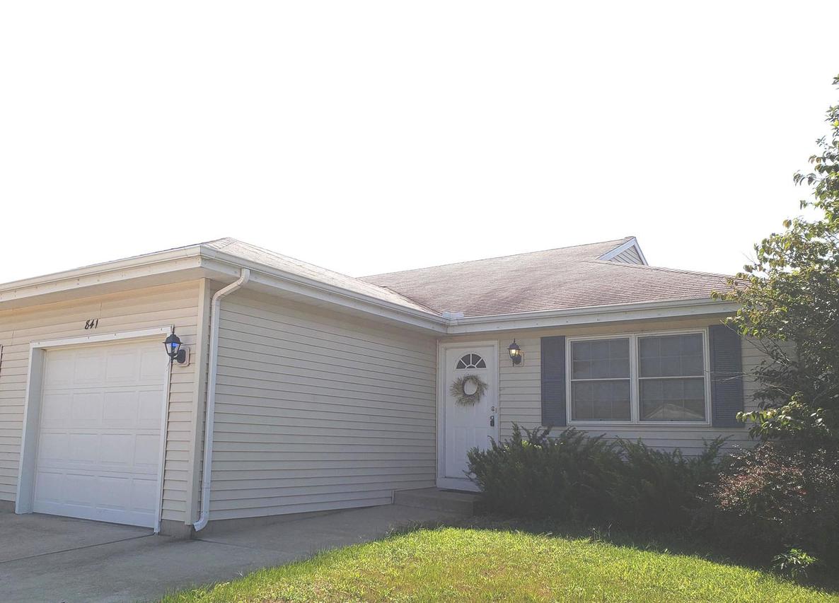 841 Covey Ln., Coal City, IL 60416
