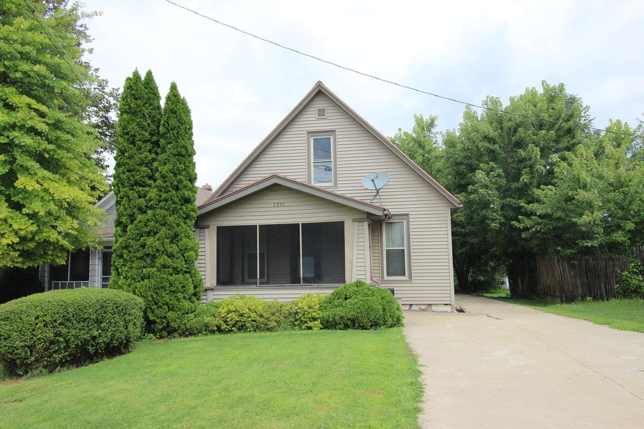 1351 S Galena Ave., Freeport, IL 61032
