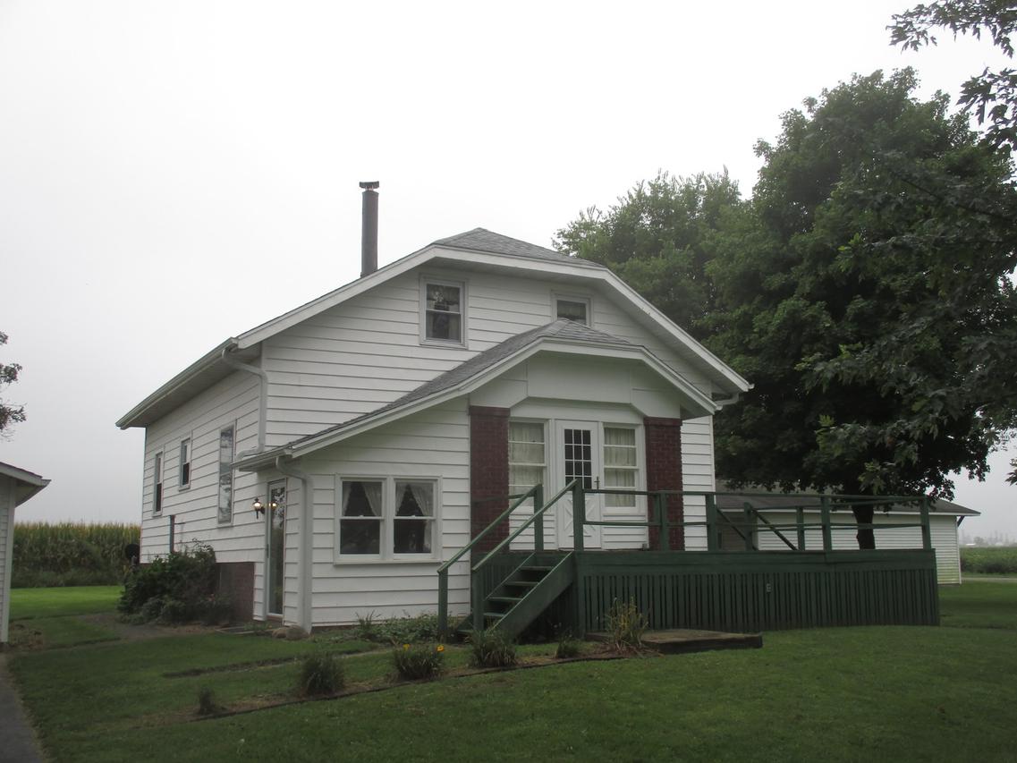 751 E County Road 1050, Tuscola, IL 61953