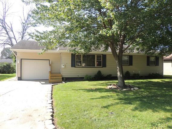 1001 W 2nd St., Spring Valley, IL 61362