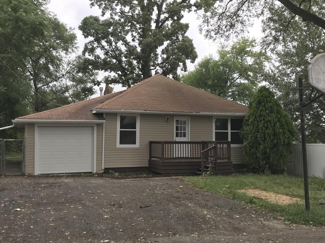 24721 W Norelius Ave., Round Lake, IL 60073