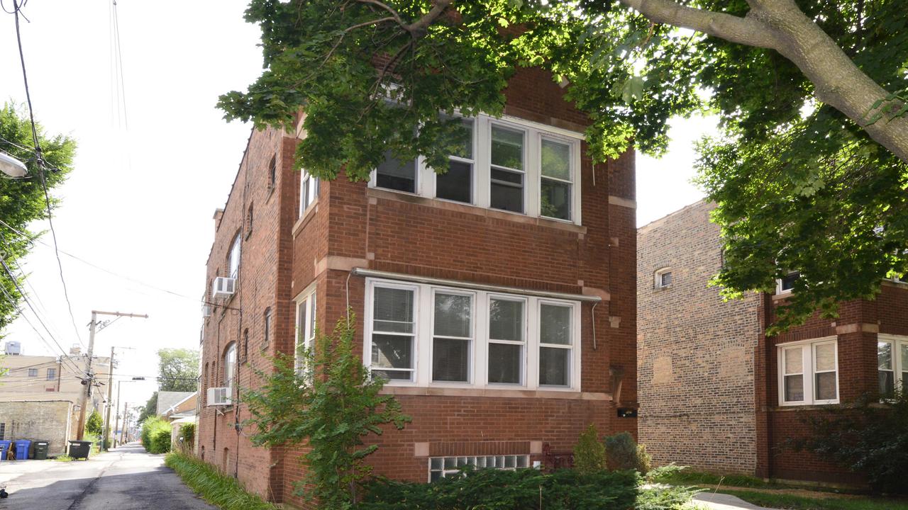 3941 N Christiana Ave., Chicago, IL 60616
