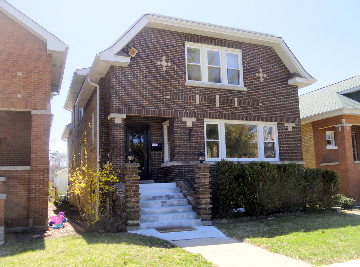 5433 W Melrose St., Chicago, IL 60641