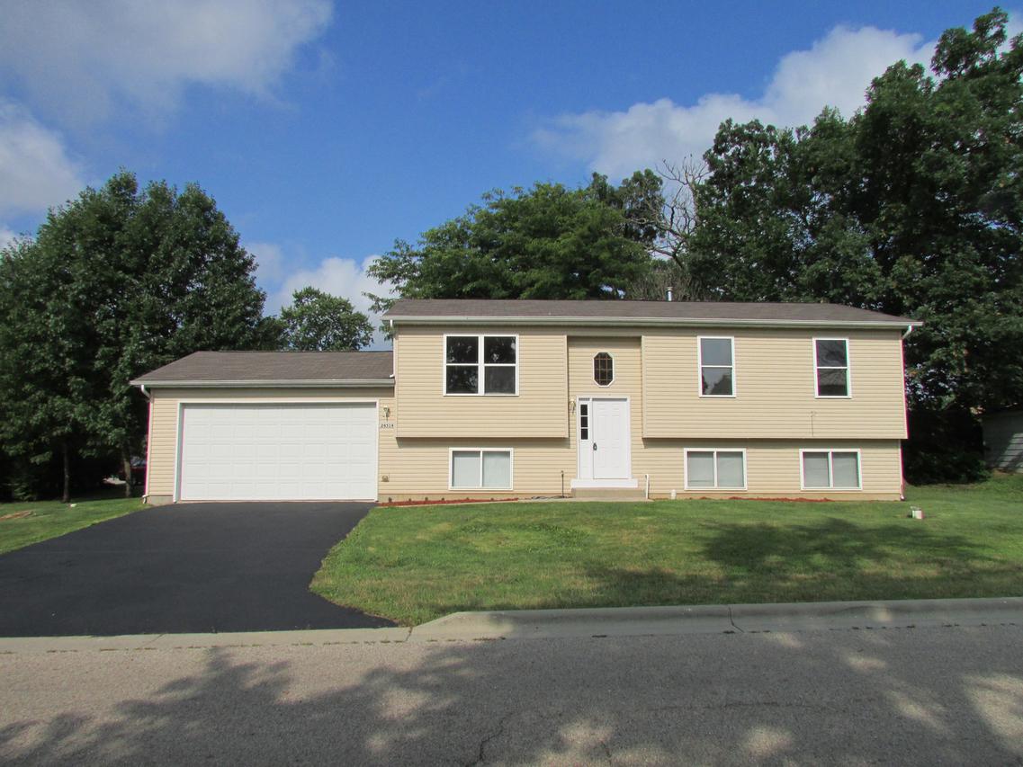 24514 W Stub Ave., Round Lake, IL 60073