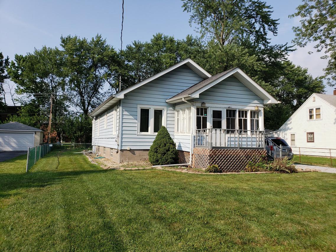 2232 176th Pl., Lansing, IL 60438