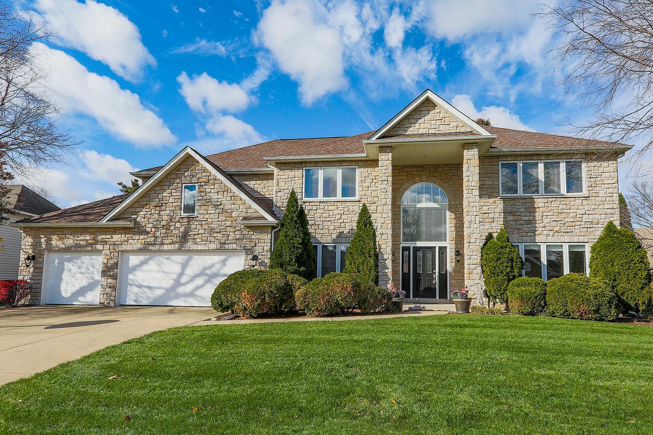 1403 Frenchmans Bend Dr., Naperville, IL 60564