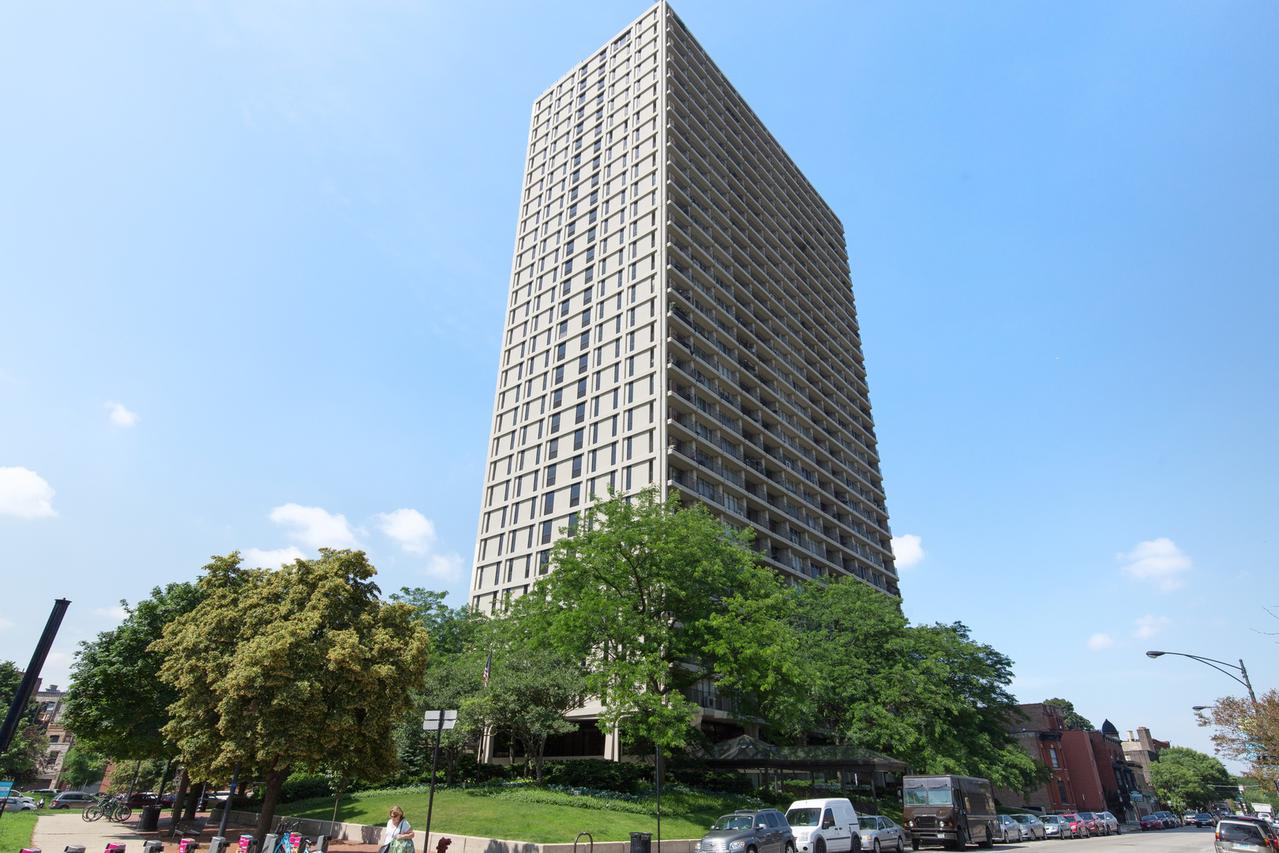 1960 N Lincoln Park West Ave. #2210, Chicago, IL 60614
