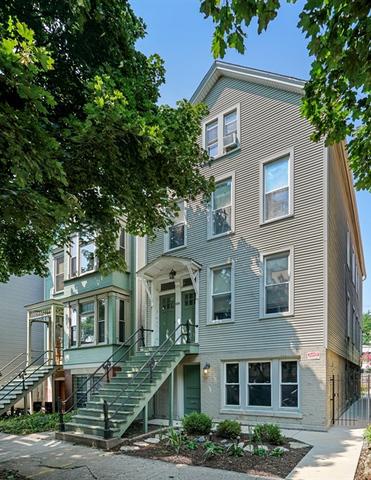 1736 W Melrose St., Chicago, IL 60657