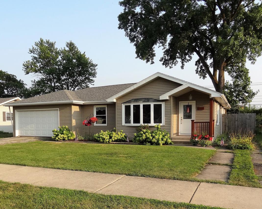 6725 W 88th Pl., Oak Lawn, IL 60453