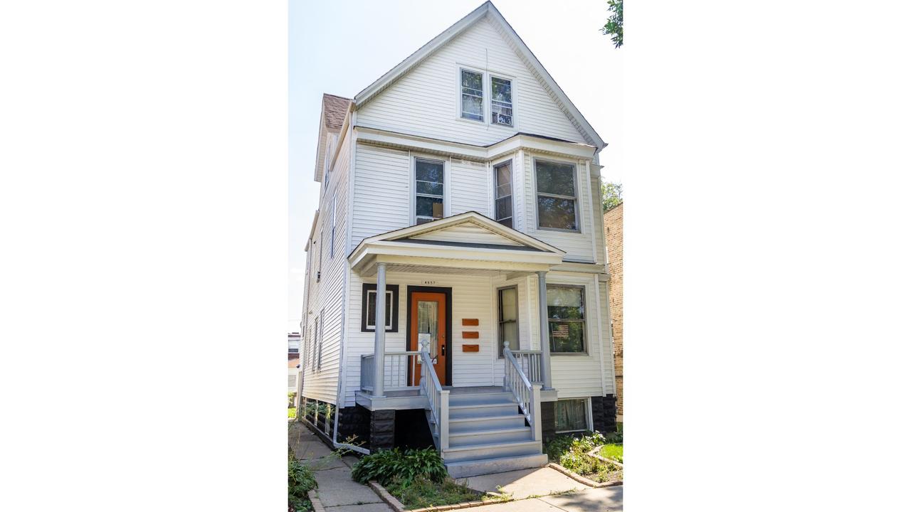 4857 W Henderson St., Chicago, IL 60641