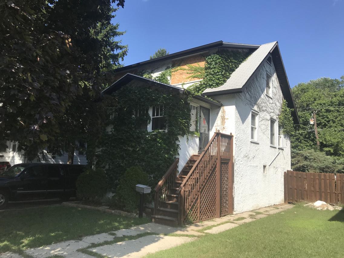 16963 Winchester Ave., Hazel Crest, IL 60429