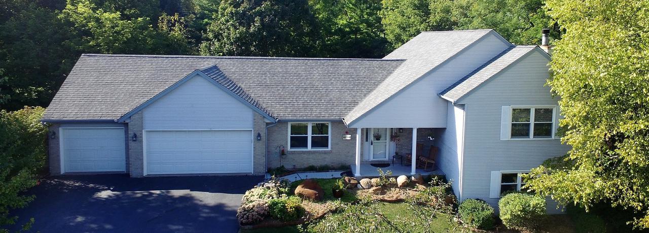 7937 Windspoint Rd., Roscoe, IL 61073