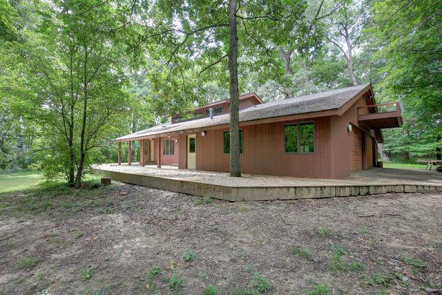 2386 N 1500 East Rd., Seymour, IL 61875