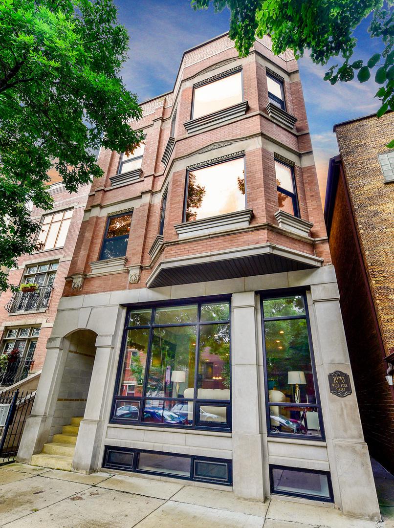1070 W Polk St. #1, Chicago, IL 60607
