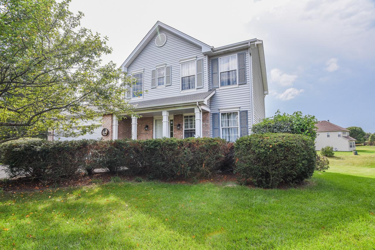 116 Oak Hill Ct., North Aurora, IL 60542
