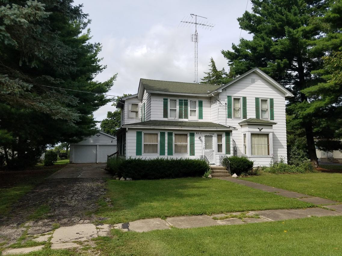 411 Steward St., Steward, IL 60553
