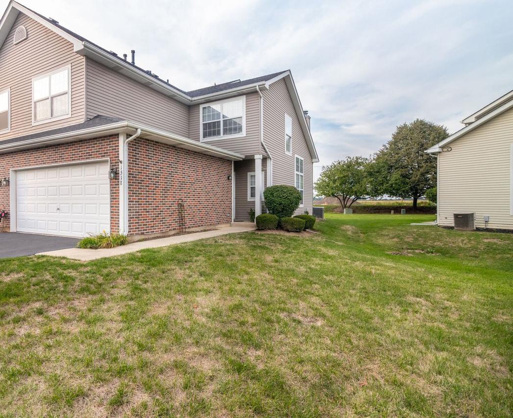 1518 Cottonwood Tr., Yorkville, IL 60560
