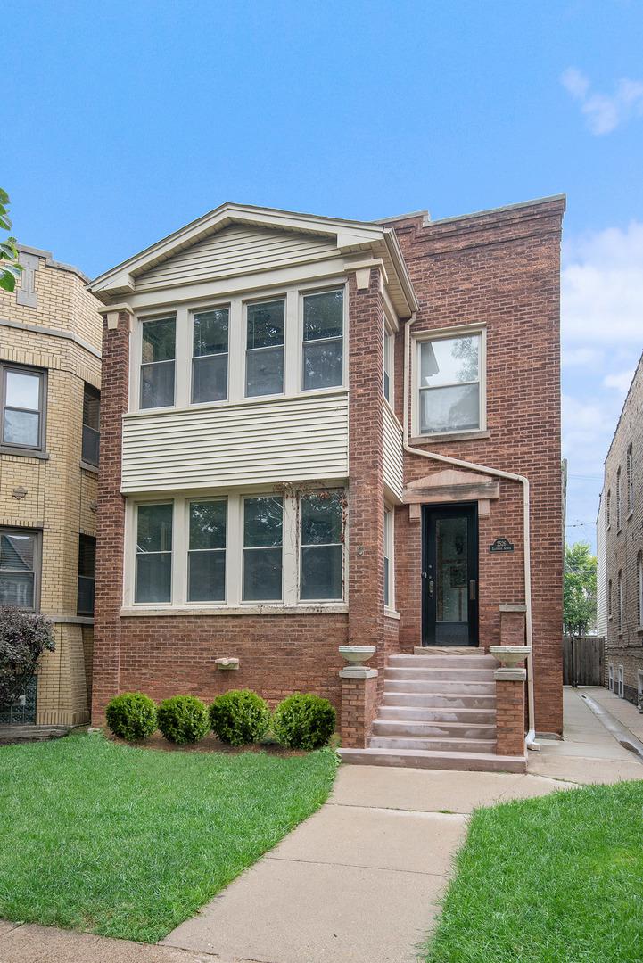 2526 W Eastwood Ave., Chicago, IL 60625