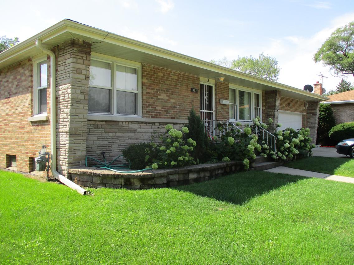5033 Madison St., Hillside, IL 60162