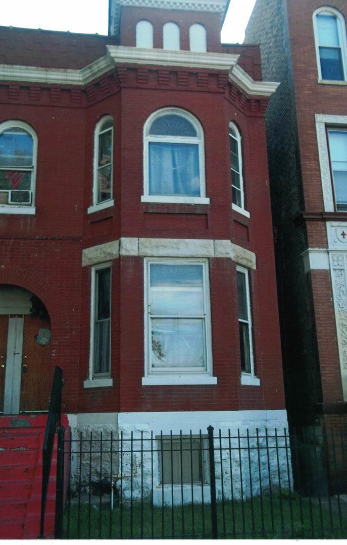 8945 S Exchange Ave., Chicago, IL 60617