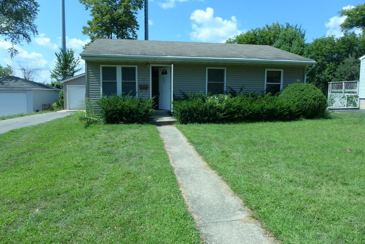 314 Hickory Dr., Crystal Lake, IL 60014
