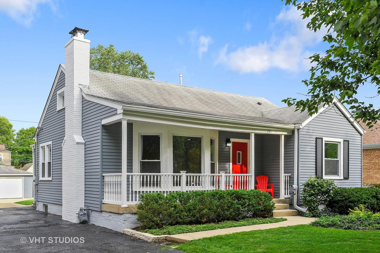 221 S Wa Pella Ave., Mount Prospect, IL 60056