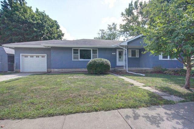 221 E Douglas St., St. Joseph, IL 61873