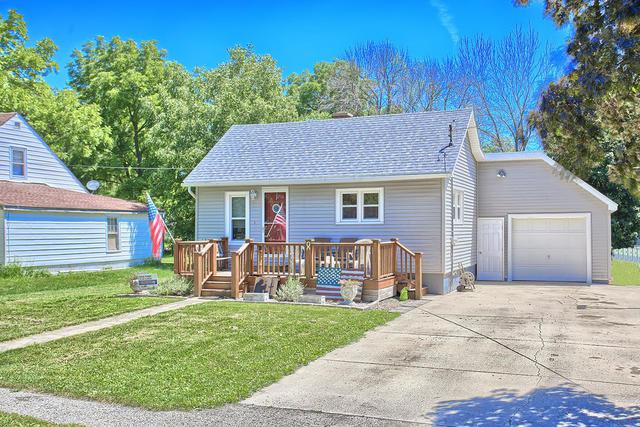 504 S 2nd St., Fisher, IL 61843