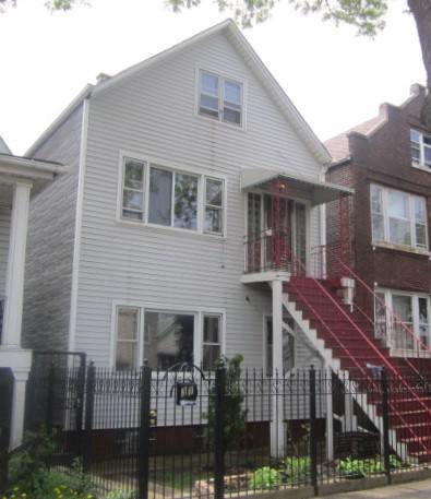 3135 W 40th St., Chicago, IL 60632