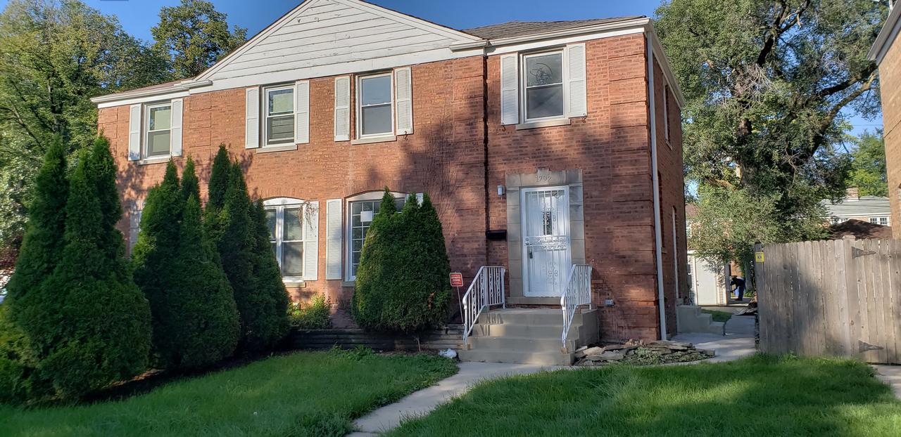 1792 Orchard St., Des Plaines, IL 60018