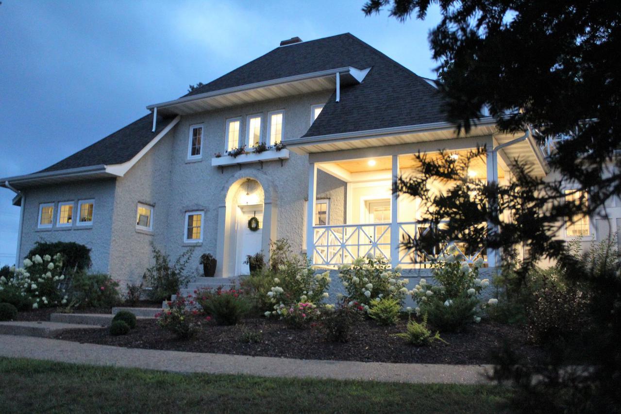 501 E Mill Rd., Sheffield, IL 61361