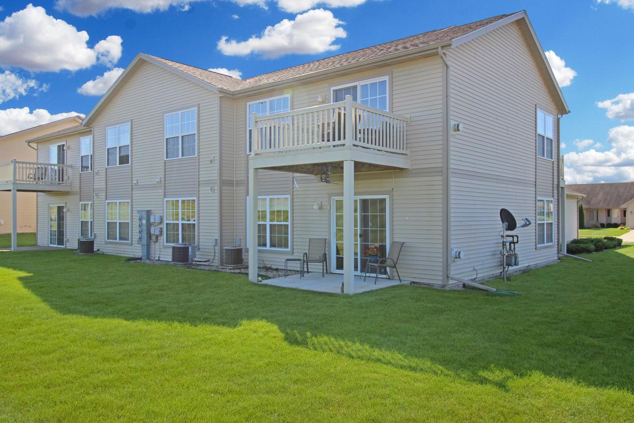 3254 Rye Ridge Tr. #13, Freeport, IL 61032