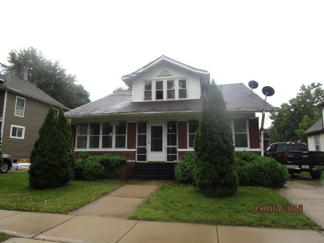 433 Marion Ave., Aurora, IL 60505
