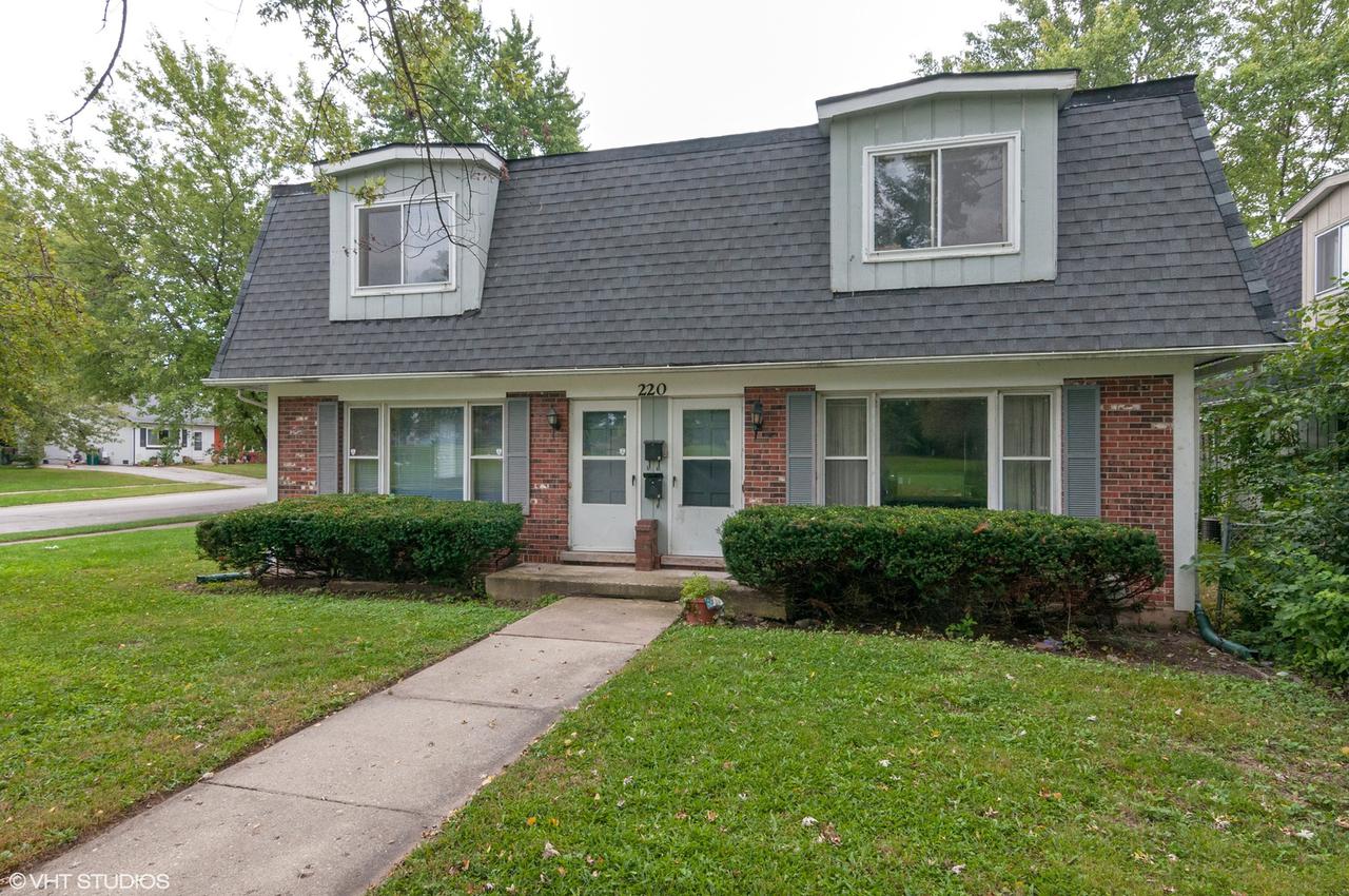 220 Dee Rd., North Aurora, IL 60542