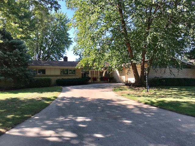 1040 W Hawkins St., Kankakee, IL 60901