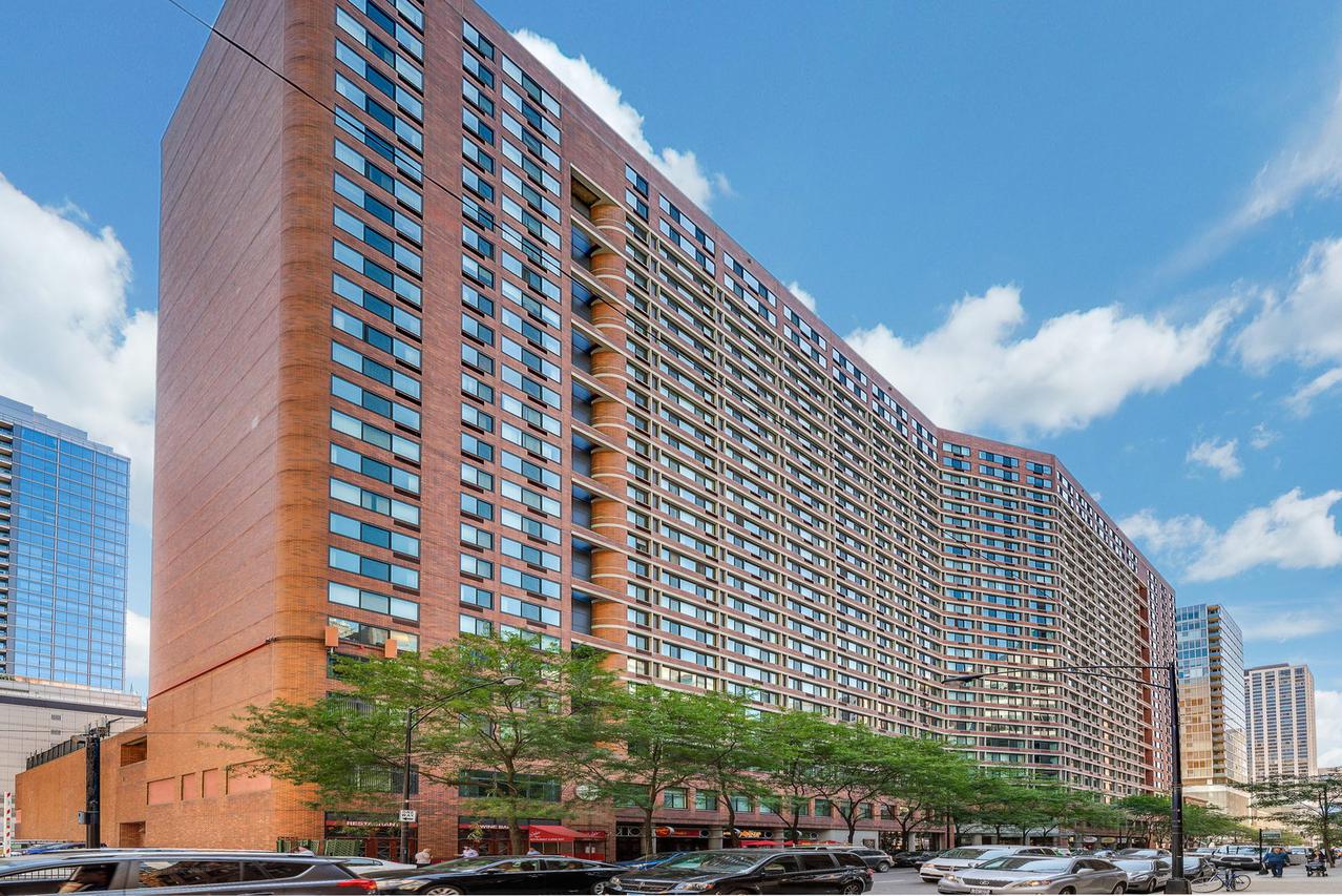 211 E Ohio St. #2419, Chicago, IL 60611